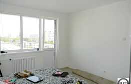 Apartament renovat in zona Hermes, mobilat si utilat, etaj intermediar