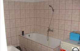 Apartament In Vila ! Suprafata Generoasa !!!