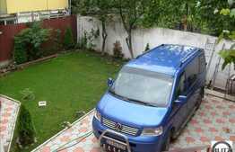 Apartament In Vila ! Suprafata Generoasa !!!