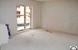 3 camere de vanzare 58 mp utili, cu 2 balcoane