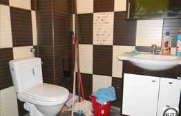 Apartament de vanzare cu 2 camere, finisat nou