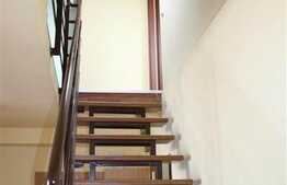 Apartament modern cu scara interioara in Buna Ziua!