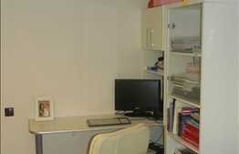 Apartament LA CHEIE in zona buna din Floresti!