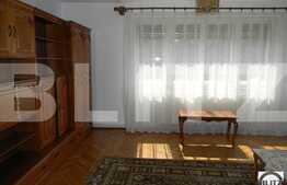 3 camere 110 mp in zona Plopilor.