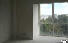 Apartament 3, cam semifinisat in zona centrala!