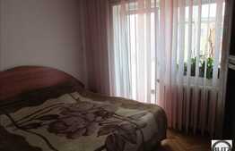 3 camere, 77 mp, mobilat, garaj, boxa, zona strazii Vlahuta!