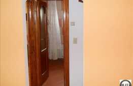 De vanzare 2 camere 48 mp, etaj intermediar, boxa la subsol
