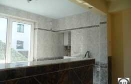 Apartament in imobil tip vila din Zorilor!100 mp 3 camere decomandat!