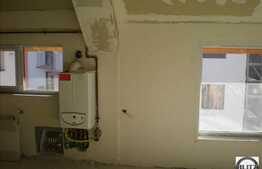 3 camere semifinisat, in Floresti!