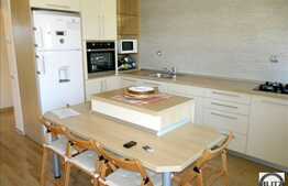 2 camere de vanzare, finisaje moderne