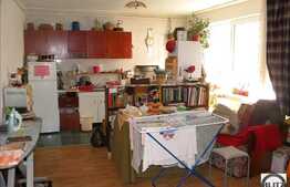 Apartament cu 3 cam + gradina!