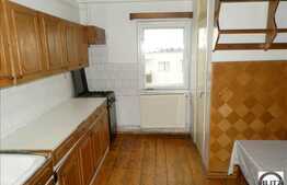 3 camere decomandate, 67 mp utili,2 balcoane. Zona Pasteur Imobil izolat termic!