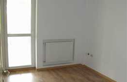 Apartament 3 camere cu terasa de 24 mp.