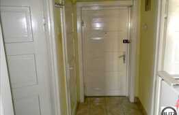 1 camera, 30 mp, de vanzare, in zona BRD Marasti. Loc de parcare si boxa!