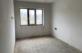 Duplex 240 mp utili, teren de 600 mp, finisat, incalzire in pardoseala, finalizat, utilitati!