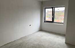 Duplex 240 mp utili, teren de 600 mp, finisat, incalzire in pardoseala, finalizat, utilitati!