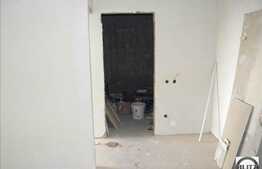 2 camere de vanzare! Semifinisat!