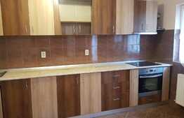 Apartament 2 camere, etaj intermediar, loc parcare, zona strazii Eroilor!