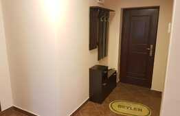 Apartament 2 camere, etaj intermediar, loc parcare, zona strazii Eroilor!
