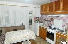 2 camere de vanzare, 51 mp + balcon 10 mp