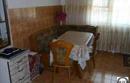 3 camere decomandate pe Calea Manastur!