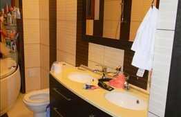 Apartament ultrafinisat, 3 camere, 80 mp, 2 balcoane,imobil nou!3 locuri parcare