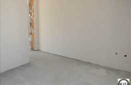 De vanzare apartament 3 camere, imobl tip vila