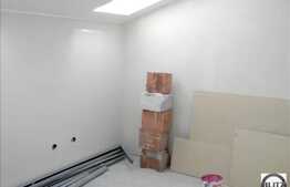 De vanzare apartament 3 camere, imobl tip vila