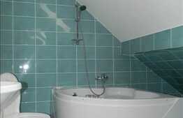 Apartament cu 3 camere in Manastur pe Mehedinti.