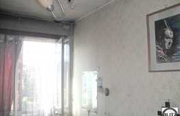 3 camere de vanzare situat in zona cu multa verdeata