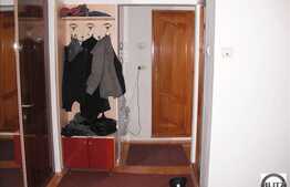 64 mp cu finisaje moderne, etaj intermediar!