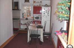 64 mp cu finisaje moderne, etaj intermediar!