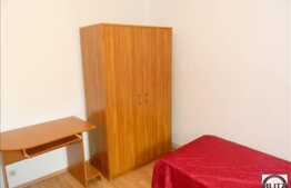 3 camere de inchiriat + loc de parcare