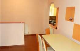 3 camere de inchiriat + loc de parcare