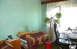 Apartament de vanzare 3 camere, 70 mp utili