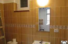 1 camera, 34 mp utili, semidecomanat, finisat, pod, zona strazii Barbu Patriciu!