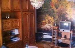 Vanzare 3 camere in zona strazii Aurel Vlaicu, mobilat