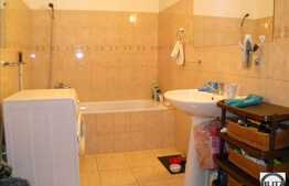 Apartament de vanzare 2 camere, 52 mp, parcare inclusa