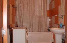 Apartament decomandat, 2 camere, loc de parcare! zona Eroilor !