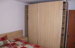 Apartament decomandat, 2 camere, loc de parcare! zona Eroilor !