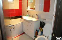 2 camere de vanzare, 58 mp utili + boza la subsol, zona Plopilor