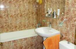 2 camere de vanzare 50 mp + 2 balcoane inchise