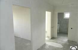 Apartament cu 3 camere, decomandat, 82 mp utili, imobil nou, terasa 33.8 mp