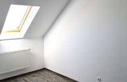 Apartament in zona verde si linistita, cu 3 camere si 63 mp utili, parcare cu CF, zona Campului