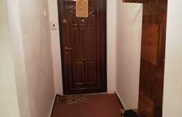 Apartament 3 camere decomandat, etaj intermediar, 2 balcoane, zona Big