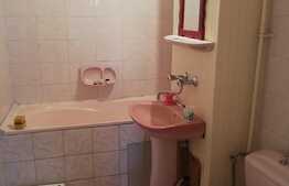 Apartament 3 camere decomandat, etaj intermediar, 2 balcoane, zona Big