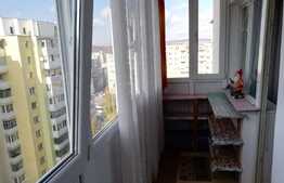 Apartament 3 camere decomandat, etaj intermediar, 2 balcoane, zona Big