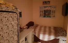 Apartament 3 camere, 56mp, loc parcare+pod amenjabil, zona strazii Sesul De Sus!