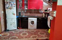 Apartament 3 camere, 56mp, loc parcare+pod amenjabil, zona strazii Sesul De Sus!