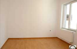 2 camere de vanzare + balcon finisat complet